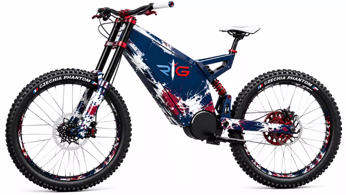 AUTOMOTIVE - E-BIKE PHANTOM - RIG CZECHIA